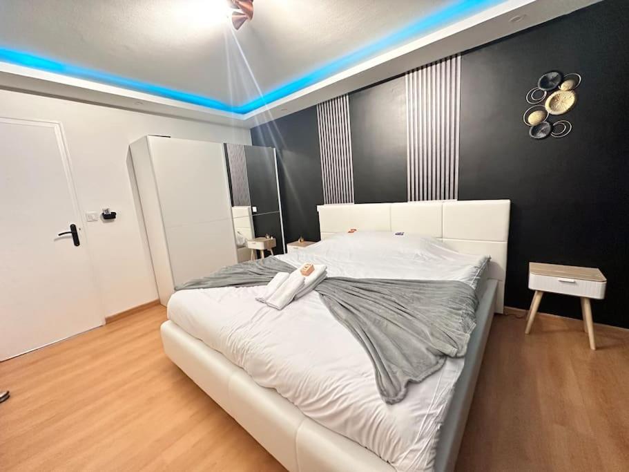 E Servagnat T3 Luxe Avec Sauna Jacuzzi Et Hammam Epernay Luaran gambar