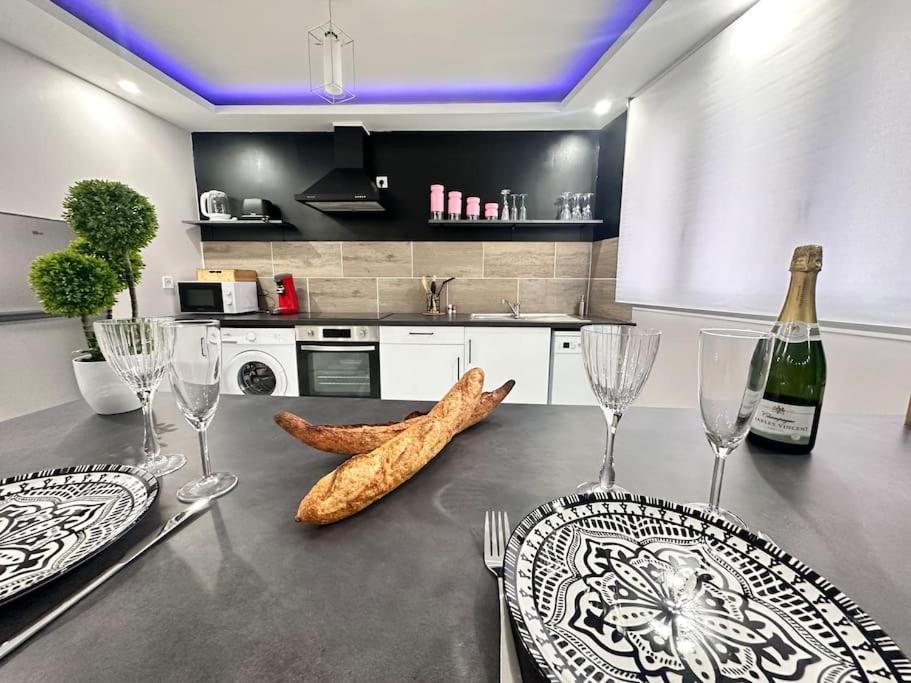 E Servagnat T3 Luxe Avec Sauna Jacuzzi Et Hammam Epernay Luaran gambar